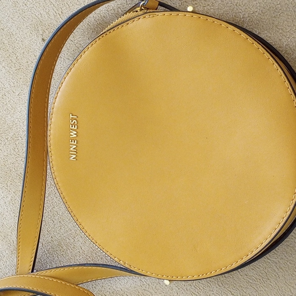 Cantine style crossbody